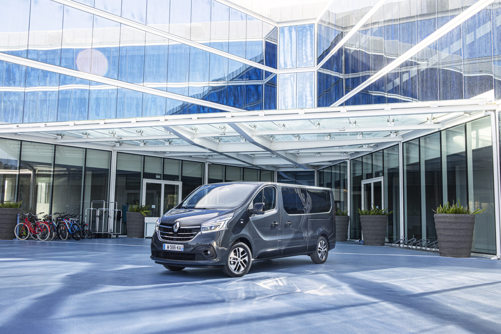 2019 - New Renault TRAFIC SpaceClass press tests in Portugal
