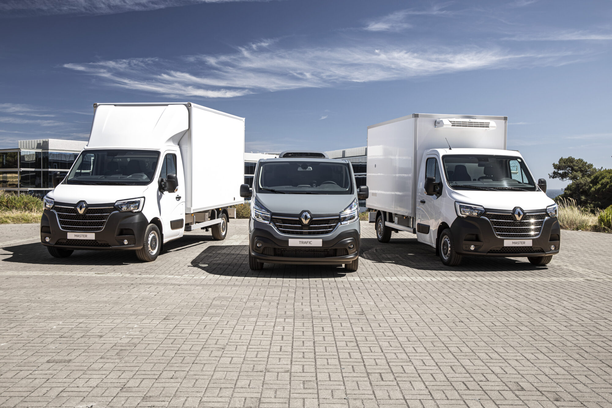 2019 - New Renault MASTER and New Renault TRAFIC