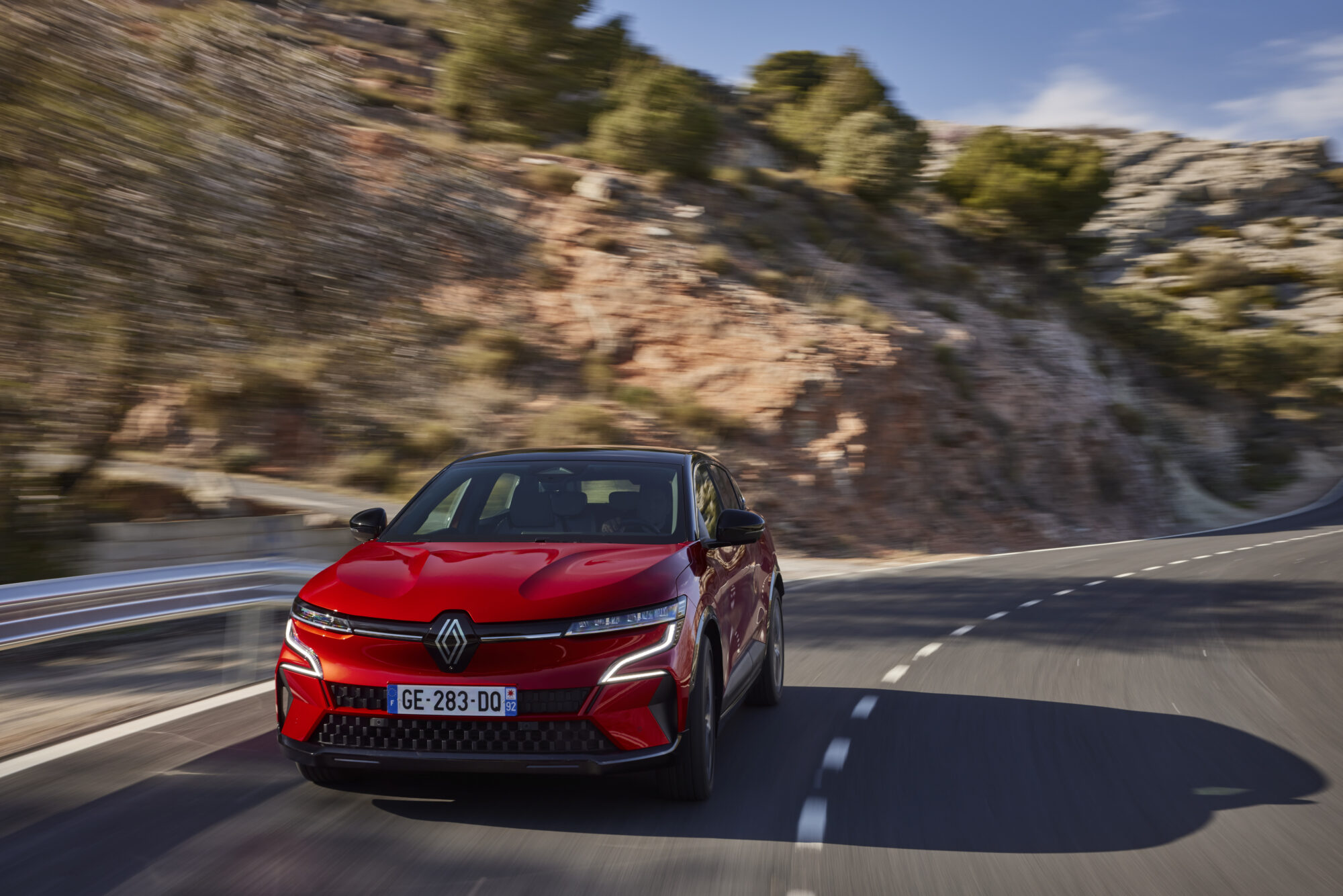 All-New Renault MEGANE E-TECH Electric - Techno version - Flame Red - Drive tests