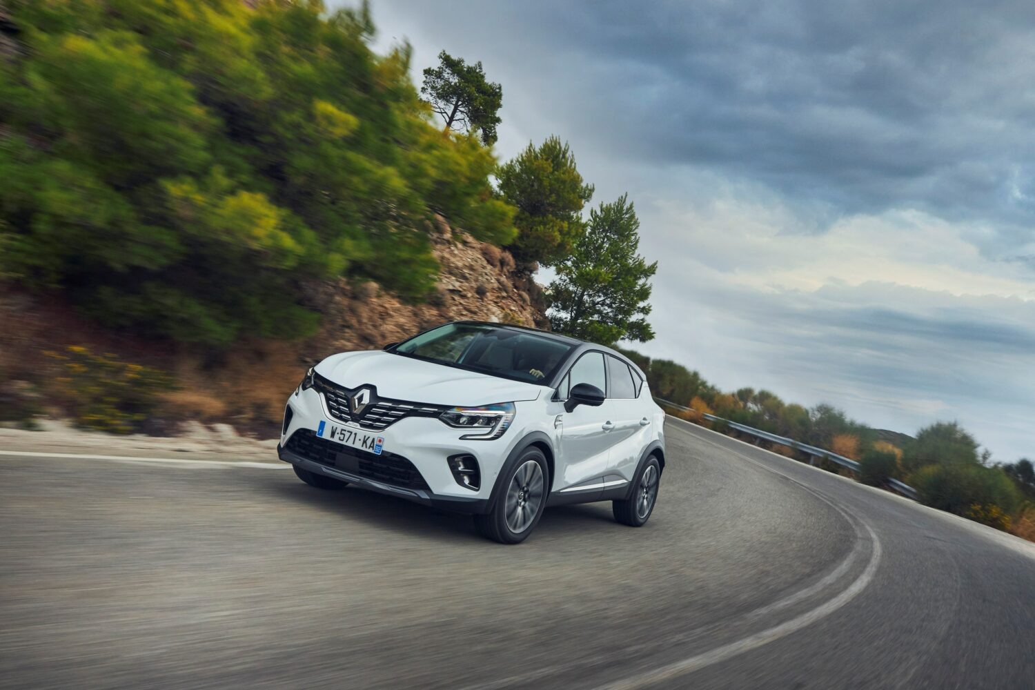 2019 - New Renault CAPTUR tests drive in Greece
