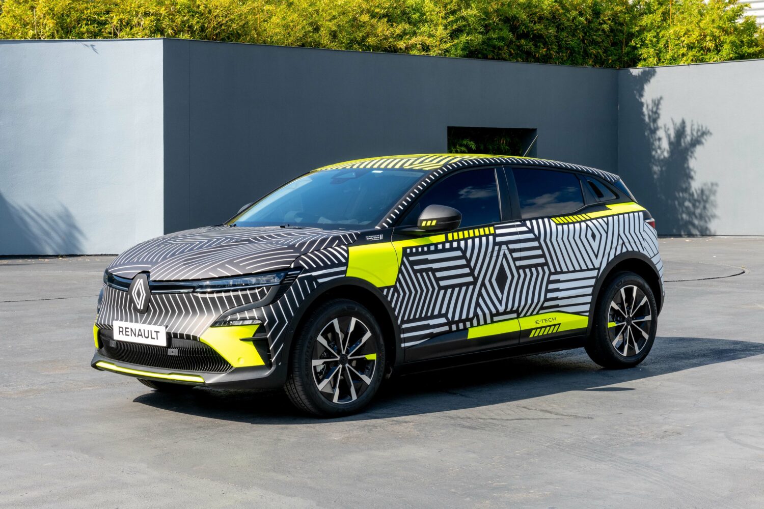 2021 - New Renault MEGANE E-TECH Electric pre-production