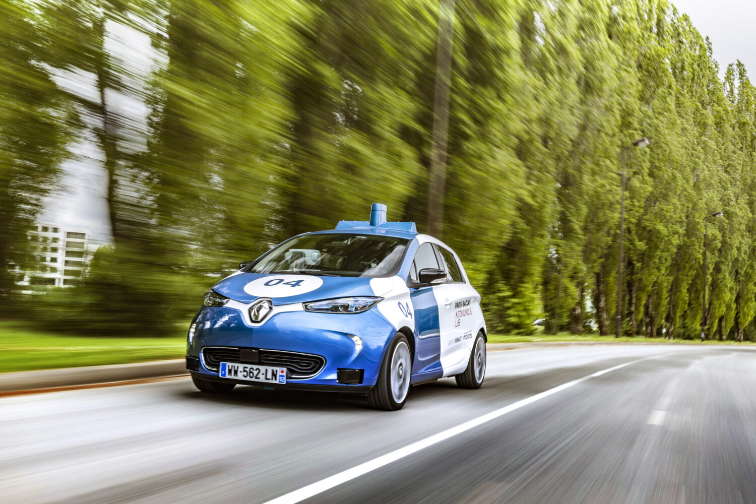 ‘Paris-Saclay Autonomous Lab’: Groupe Renault starts public trial of its on-demand car service using autonomous, electric and shared ZOE Cab