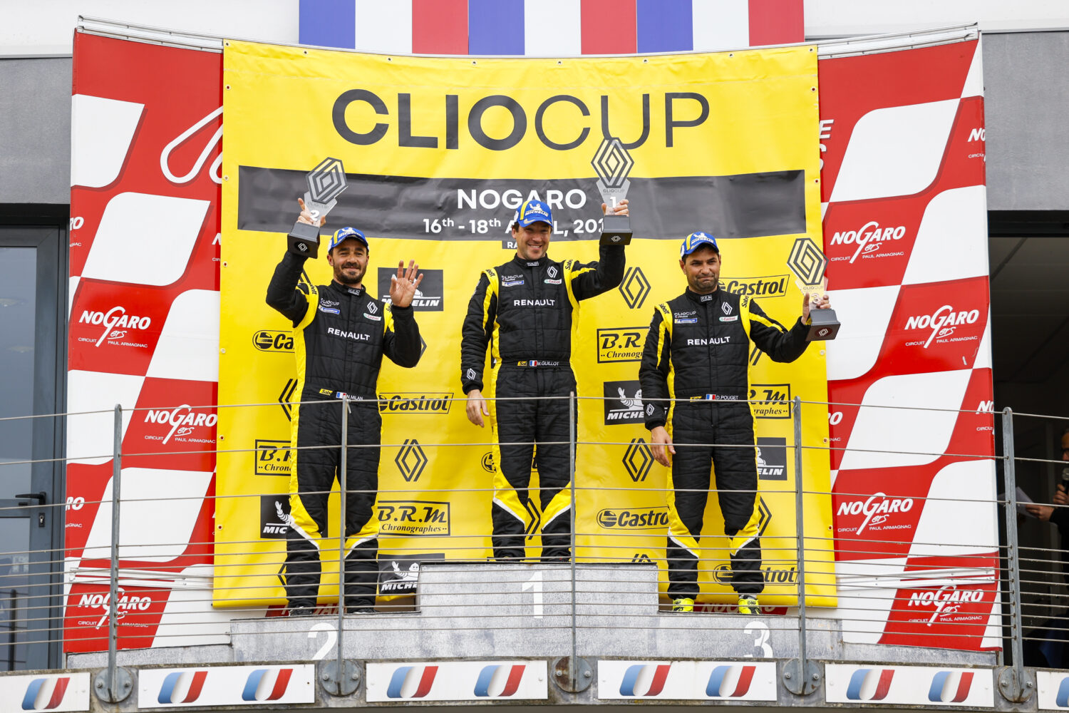Marc Guillot wins, Nicolas Milan fills up on points