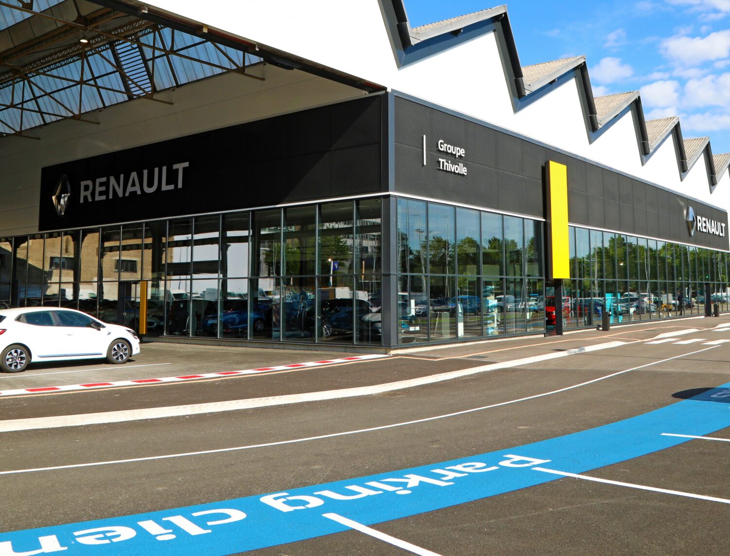 2021 - Renault Live - Renault Saint Etienne (Groupe Thivolle)