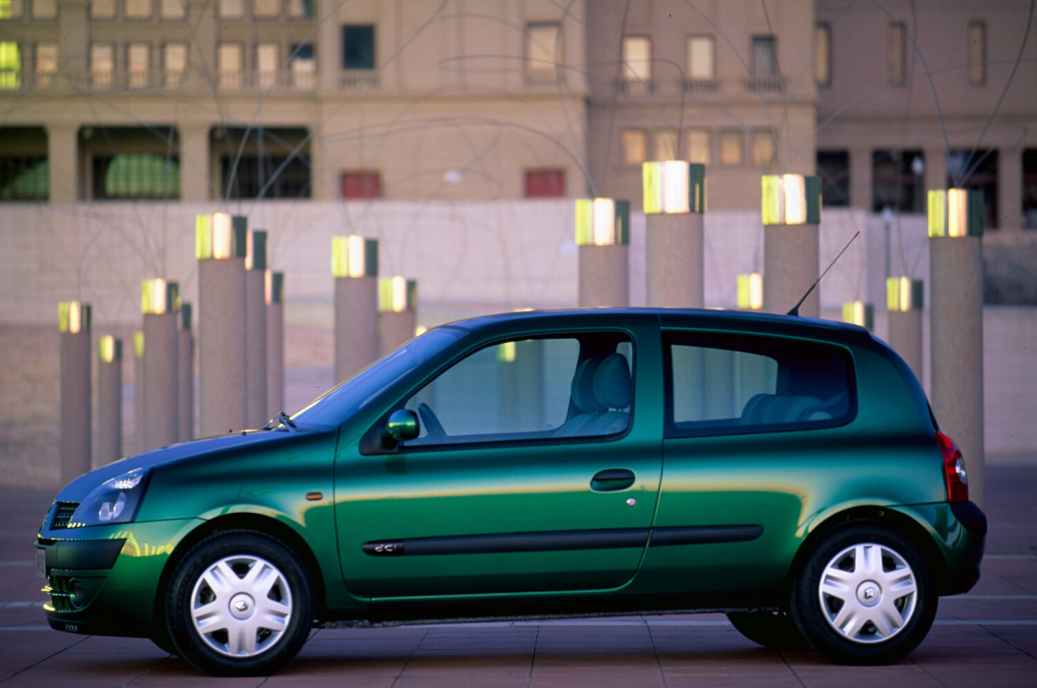2020 - 30 ans de Renault CLIO - Renault CLIO 2 (1998-2005)